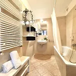 Hollo - Gozsdu Centre Apartman Budapest