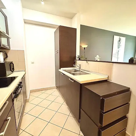 Hollo - Gozsdu Centre Lägenhet